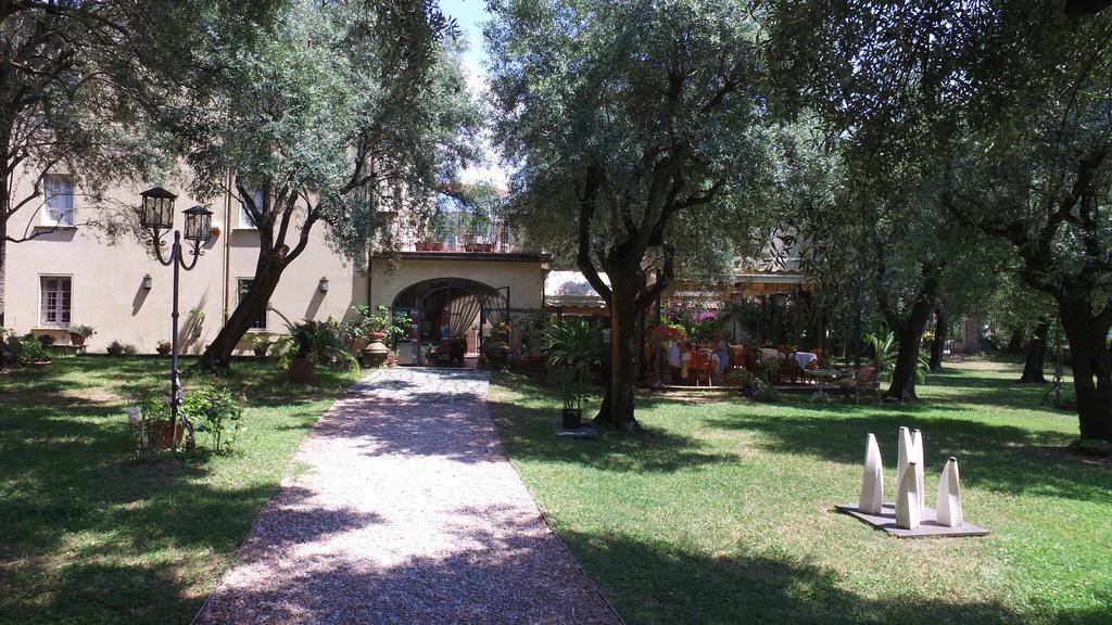 Gasthaus Antico Uliveto Seravezza Exterior foto